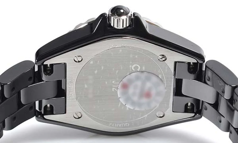 偽物CHANELシャネル時計 ホワイトセラミック J12 29 H2572 スーパーコピー