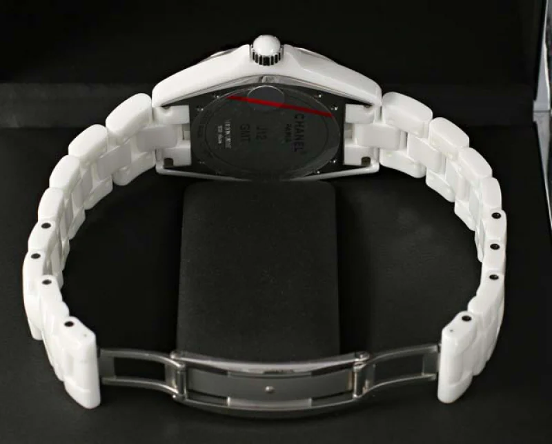 シャネル CHANEL時計 J12 38mm　GMT　ブラックセラミック ブラック H3102 スーパーコピー