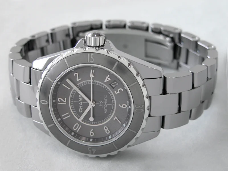 シャネル CHANEL時計 J12　クロマティック 41mm　チタンセラミック グレー H2934 スーパーコピー