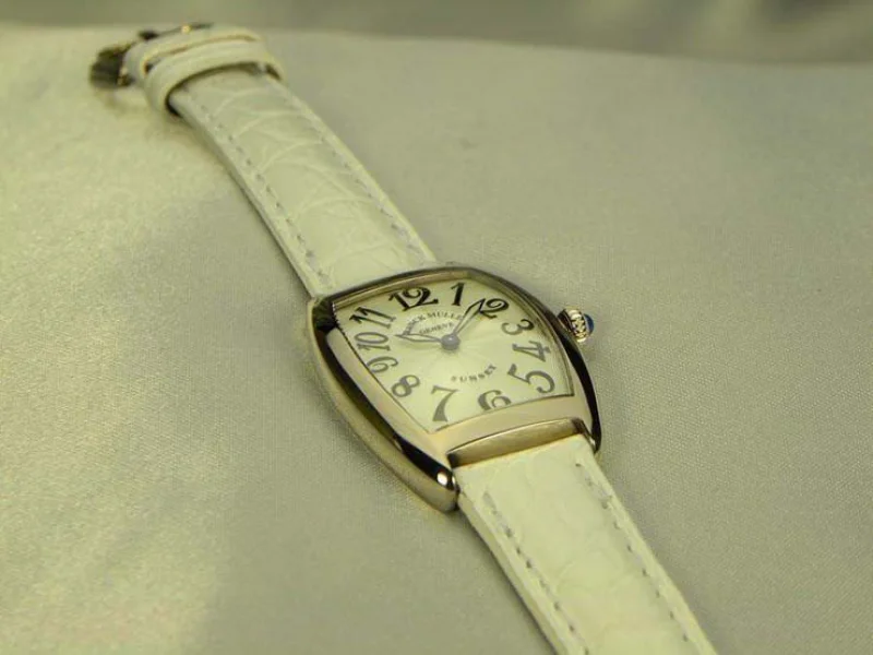 腕時計 コピー FRANCK MULLER フランクミュラー トノウカーベックス レディース 1752QZ