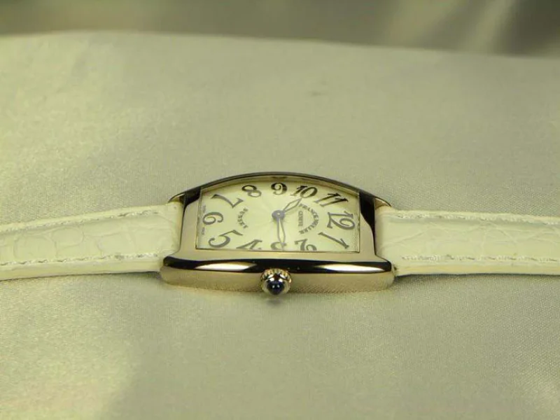 腕時計 コピー FRANCK MULLER フランクミュラー トノウカーベックス レディース 1752QZ
