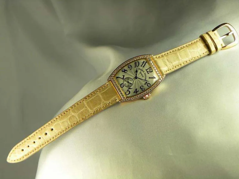 FRANCK MULLER フランクミュラー 時計 偽物 トノウカーベックス レディース ダイヤモンド 7502S6DP スーパーコピー