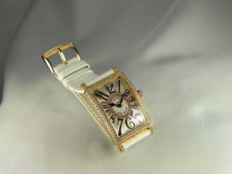 FRANCK MULLER フランクミュラー 時計コピー ロングアイランド 1R ダイヤモンド 902QZDCD1RRELIEF FRANCK MULLER フランクミュラー 時計コピー ロングアイランド 1R ダイヤモンド 902QZDCD1RRELIEF