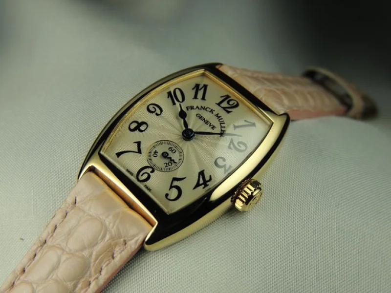 フランク・ミュラー コピー 時計 トノウカーベックス レディース 1750S6 3N White フランク・ミュラー コピー 時計 トノウカーベックス レディース 1750S6 3N White