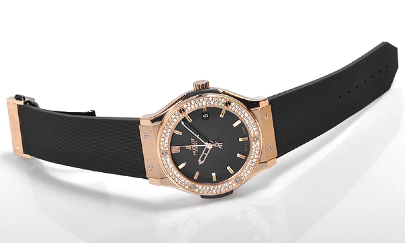 (HUBLOT)ウブロ スーパーコピー 時計 クラシック フュージョン ジルコニウム ダイヤモンド 511.ZX.1170.RX.1104