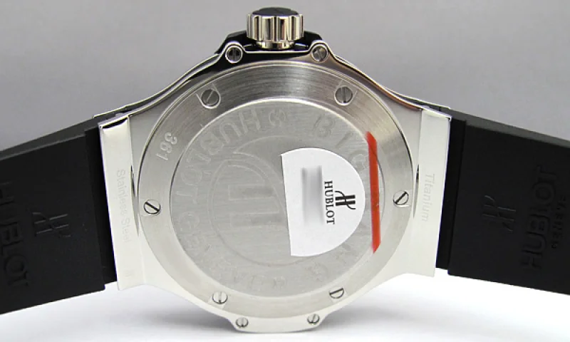 (HUBLOT)ウブロ コピー時計 ビッグバン 361.PE.2010.RW.1704 女性 時計 ブランド
