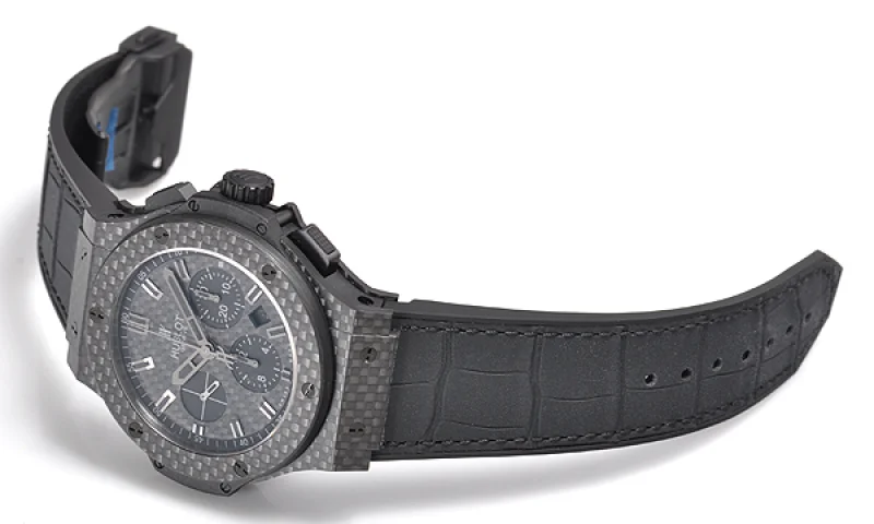 (HUBLOT)ウブロ ブランコピー ビッグバン カーボン 301.QX.1724.RX 時計