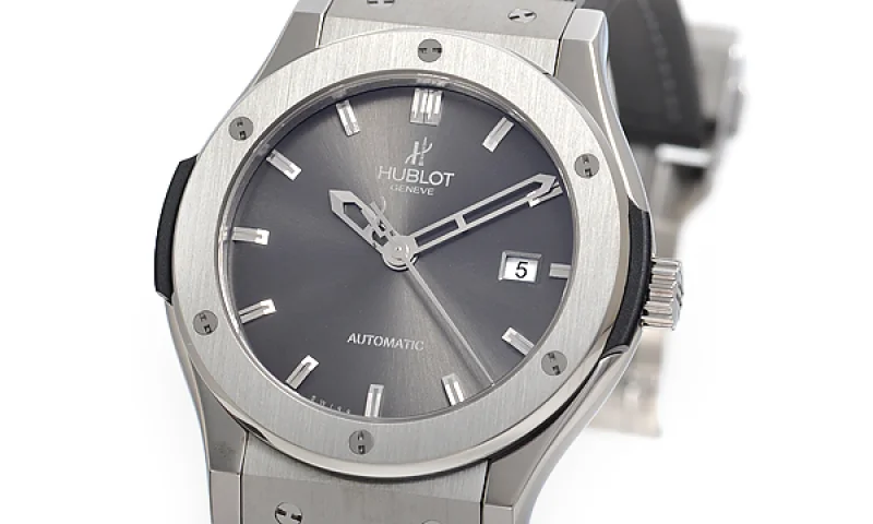 (HUBLOT)ウブロ スーパーコピー クラシック フュージョン ジルコニウム ゴールド42mm 542.ZP.1180.RX 時計 ランキング