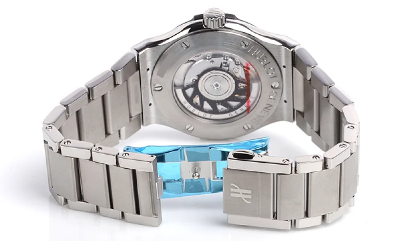 (HUBLOT)ウブロコピー クラシックフュージョン チタニウム 542.NX.1170.RX 時計
