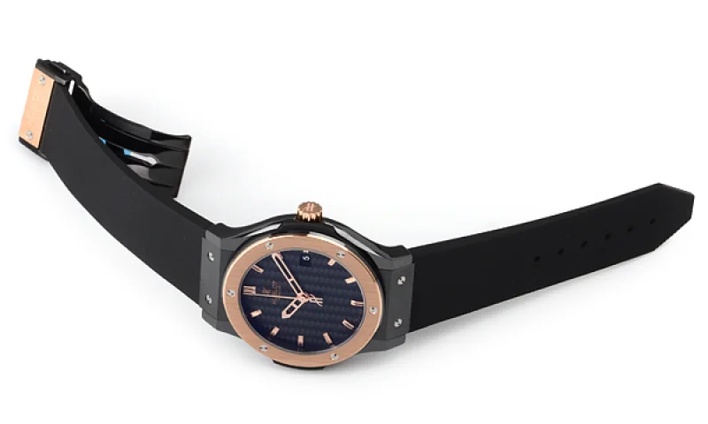 (HUBLOT)ウブロ スーパーコピー クラシック フュージョン ジルコニウム ゴールド42mm 542.ZP.1180.RX 時計 ランキング