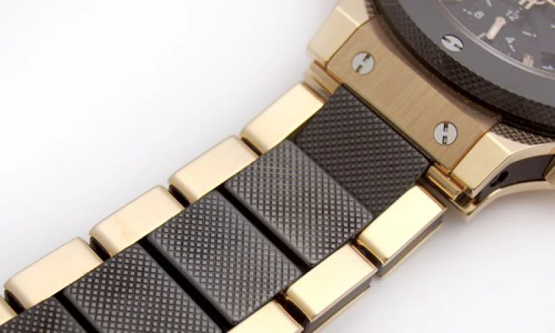 (HUBLOT)ウブロ スーパーコピー ビッグバン エボリューションブラックマジック 301.CI.1770.GR 時計