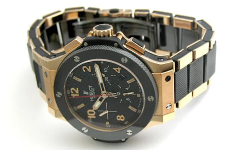 (HUBLOT)ウブロ スーパーコピー ビッグバン エボリューションブラックマジック 301.CI.1770.GR 時計