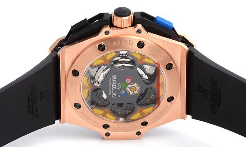 ウブロ 時計 コピー キングパワーウクライナ 自動巻き 716.OM.1129.RX.EUR12