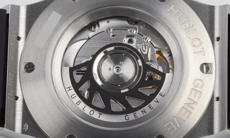 (HUBLOT)ウブロ コピー時計 クラシック フュージョン ジルコニウム 511.ZX.1170.RX