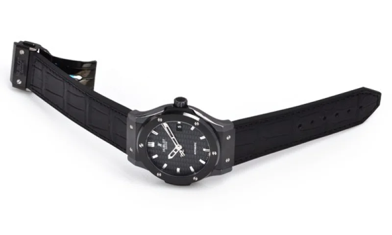 (HUBLOT)ウブロコピー クラシックフュージョン チタニウム 542.NX.1170.RX 時計