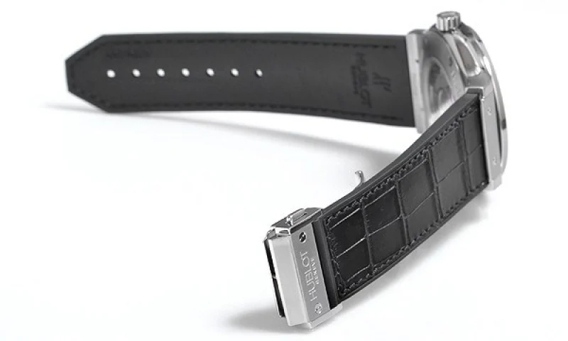 (HUBLOT)ウブロ スーパーコピー クラシック フュージョン ジルコニウム セラミック 511.ZM.1770.RX 超高級時計
