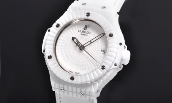 (HUBLOT)ウブロ クラシックフュージョン チタニウム キングゴールド クロノグラフ 521.NO.1180.LR コピー 時計