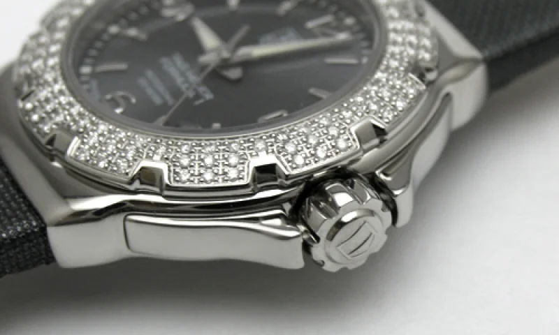 TAG Heuer タグ·ホイヤー時計コピー フォーミュラ1 グラマーダイヤモンド WAC1216.FC6220