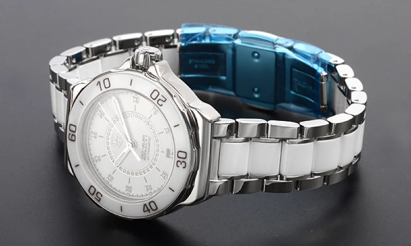 TAG Heuer タグ·ホイヤー時計コピー フォーミュラ1 WAU2211.BA0861