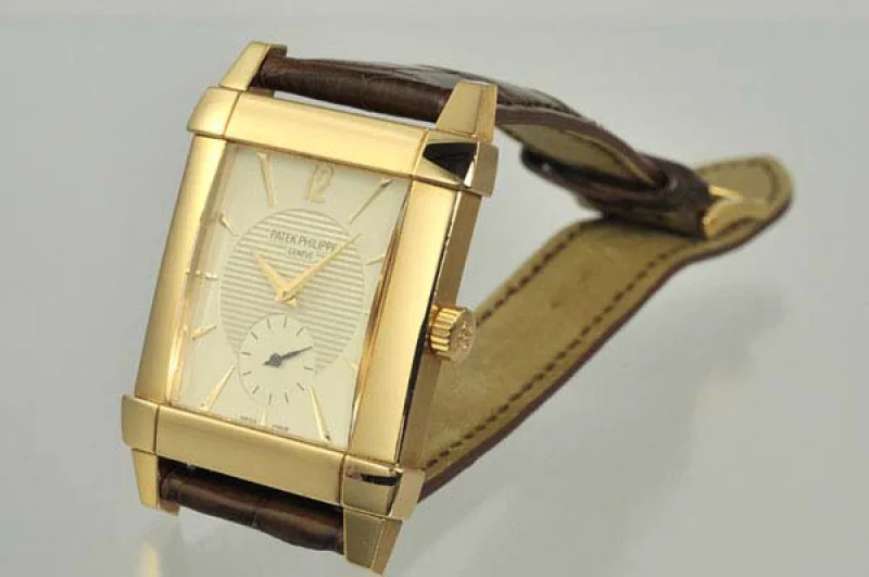 パテックフィリップ 腕時計コピー Patek Philippeゴンドーロ 5111R-001 パテックフィリップ 腕時計コピー Patek Philippeゴンドーロ 5111R-001