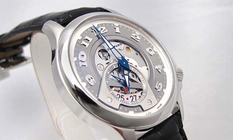 (CHOPARD)ショパール 時計 コピー テックツイスト 16/8490-3002 (CHOPARD)ショパール 時計 コピー テックツイスト 16/8490-3002
