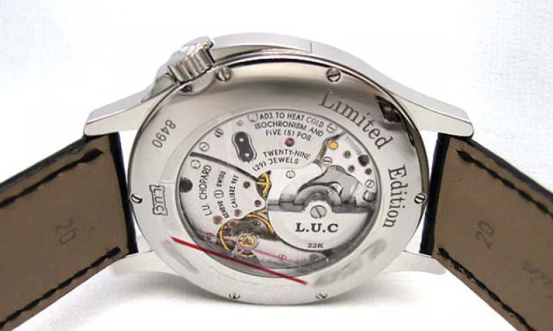 (CHOPARD)ショパール 時計 コピー テックツイスト 16/8490-3002 (CHOPARD)ショパール 時計 コピー テックツイスト 16/8490-3002