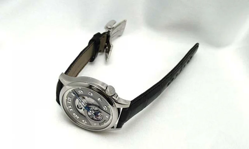 (CHOPARD)ショパール 時計 コピー テックツイスト 16/8490-3002 (CHOPARD)ショパール 時計 コピー テックツイスト 16/8490-3002